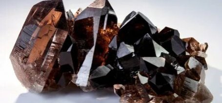 Загадочный и привлекательный мир дымчатого кварца