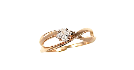 кц108 Золотое кольцо «Бесконечность» с квадратным камнем.