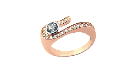 ск112 Золотое кольцо с фианитами 