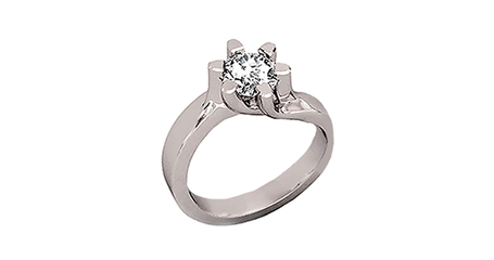 кб085 Кольцо с крупным камнем