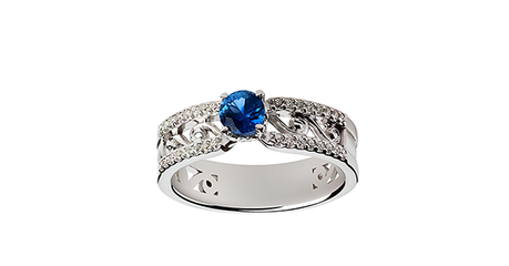 кт206 Ажурное кольцо в белом золоте с синим фианитом