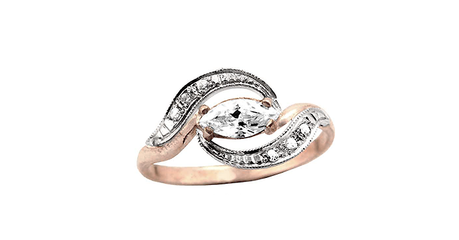 кт307 Кольцо «Белый маркиз» в золоте.