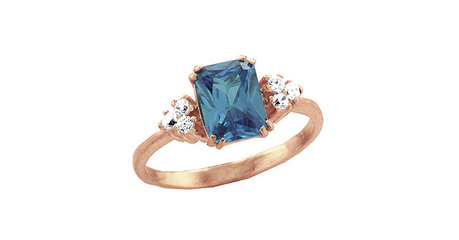 кт309 Золотое кольцо с голубым октагоном