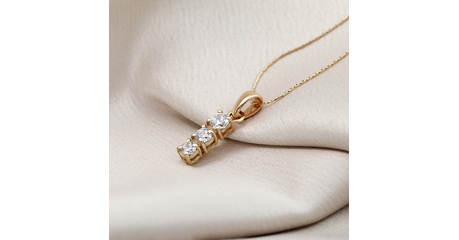 №26  Золотой подвес с фианитами