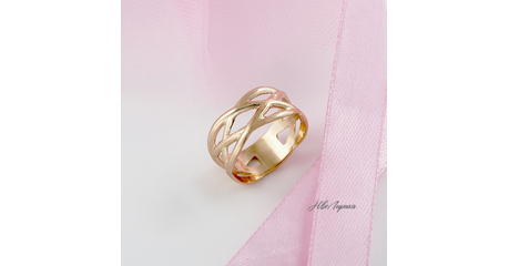 №126 Золотое кольцо без вставок. р.18,8