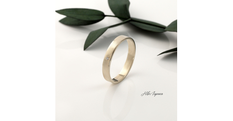 №138 Обручальное кольцо плоское в белом золоте р.18,5