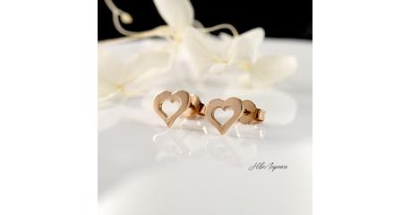 №240 Золотые сердечки-гвоздики 