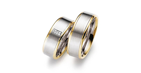 ко106 Плоские обручальные кольца, комбинированные по цвету 