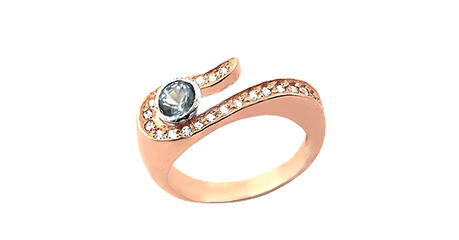 ск159 Золотое кольцо с фианитами 